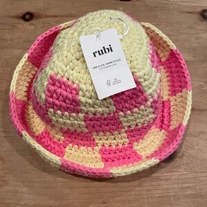 NWT rubi Kelly Crochet Bucket Hat pink yellow Checkerboard cotton  OS